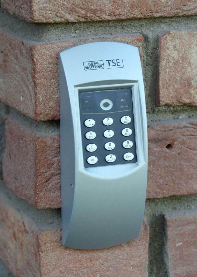 Ferienwohnung Saturn Mülheim an der Ruhr Exterior foto